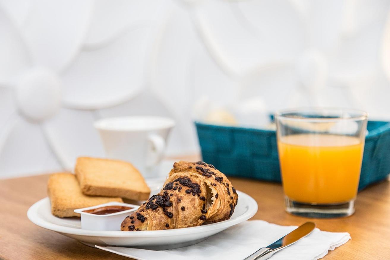 Capoblu Hotel Pula Εξωτερικό φωτογραφία