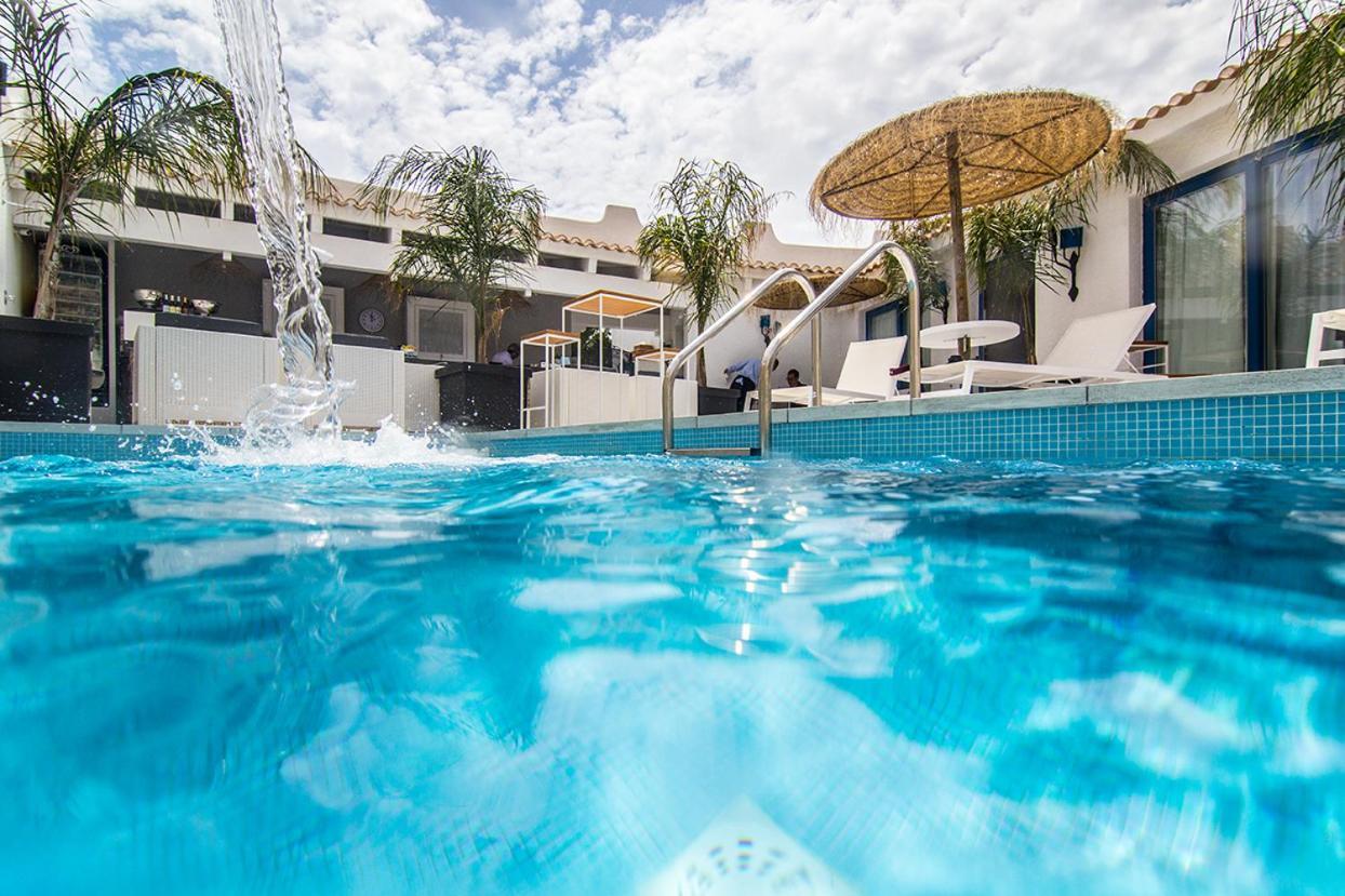 Capoblu Hotel Pula Εξωτερικό φωτογραφία